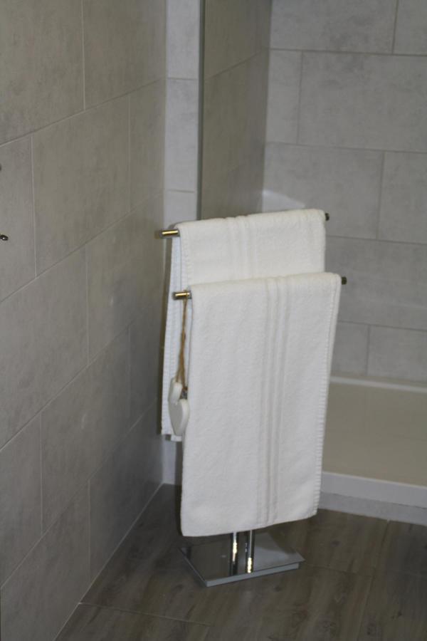 Double Room Private Bathroom